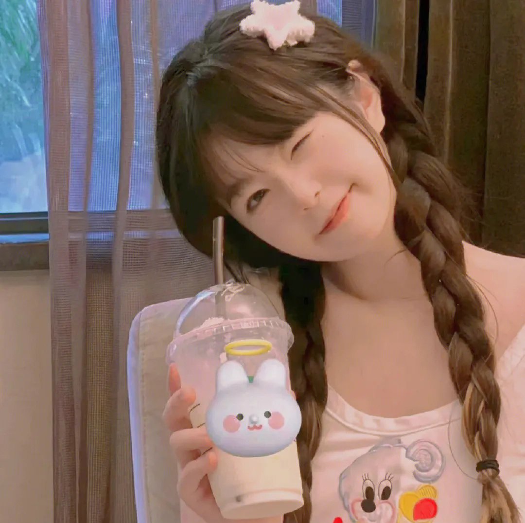 地狱美女 封面